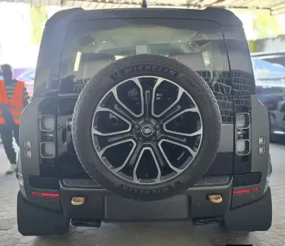 Picture of Land Rover Defender 2025