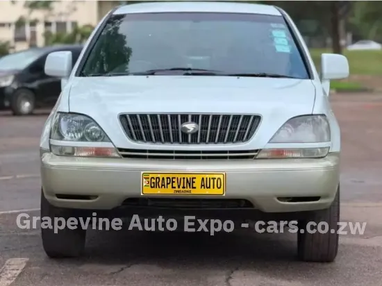 Picture of Toyota Harrier 1999