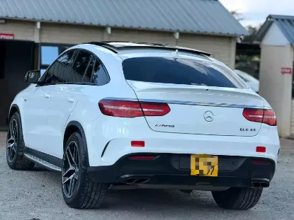 Picture of Mercedes Benz GLE 2017