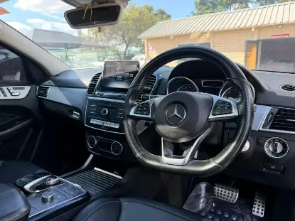 Picture of Mercedes Benz GLE 2017