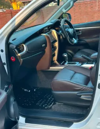 Picture of Toyota Fortuner 2016