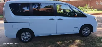 Picture of Nissan Serena 2016