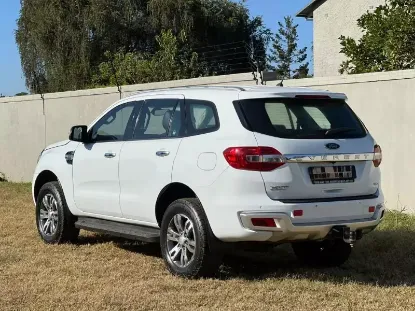 Picture of Ford Everest 2017