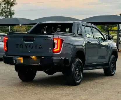 Picture of Toyota Hilux 2026
