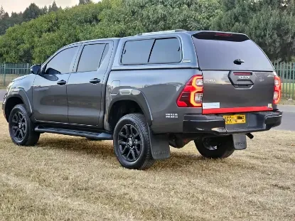 Picture of Toyota Hilux 2021