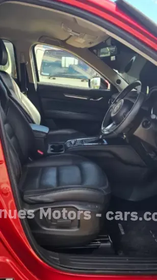 Picture of Mazda CX-5 2017