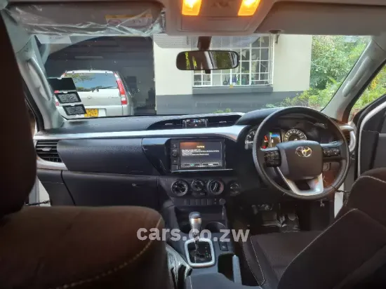 Picture of Toyota Hilux 2021