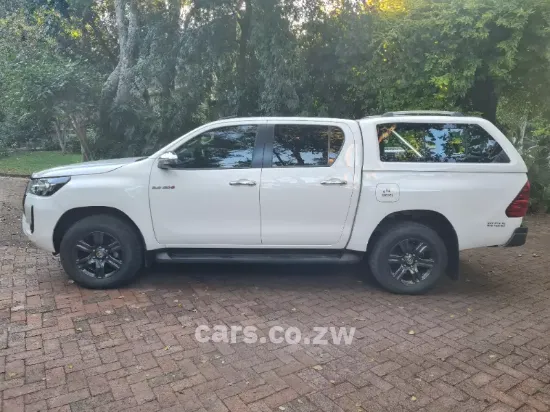 Picture of Toyota Hilux 2021