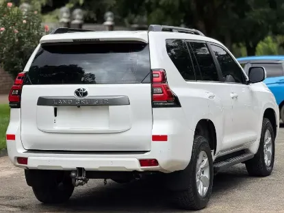 Picture of Toyota Prado 2018