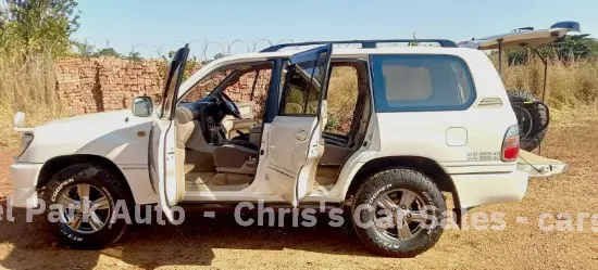 Picture of Toyota Land Cruiser 2001