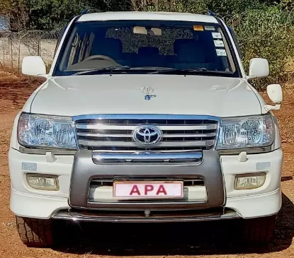 Picture of Toyota Land Cruiser 2001
