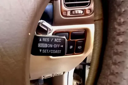 Picture of Toyota Land Cruiser 2001