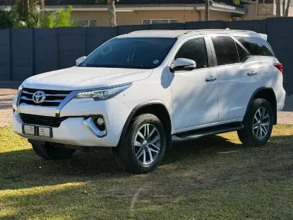 Picture of Toyota Fortuner 2017