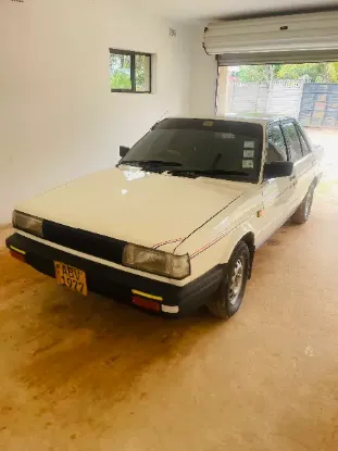 Picture of Nissan Sunny 1990