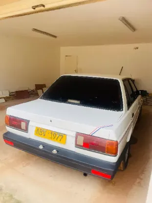 Picture of Nissan Sunny 1990