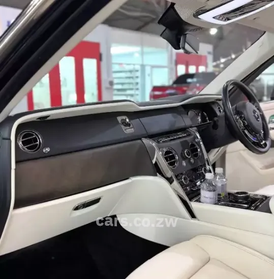 Picture of Rolls royce Chronicles Cullinan 2022