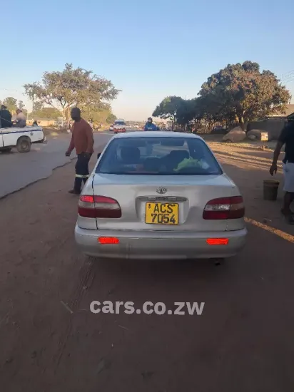 Picture of Toyota Corolla 2015
