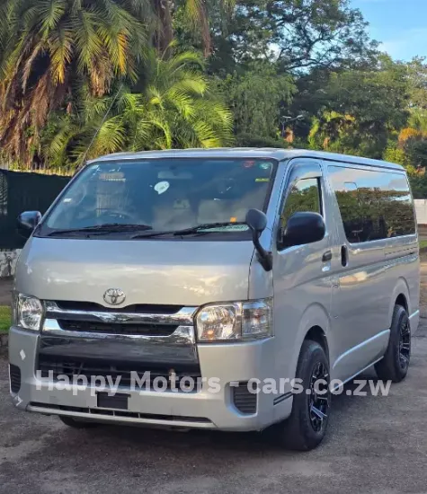 Picture of Toyota Hiace Quantam 2016
