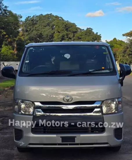 Picture of Toyota Hiace Quantam 2016