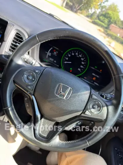 Picture of Honda Vezel 2016
