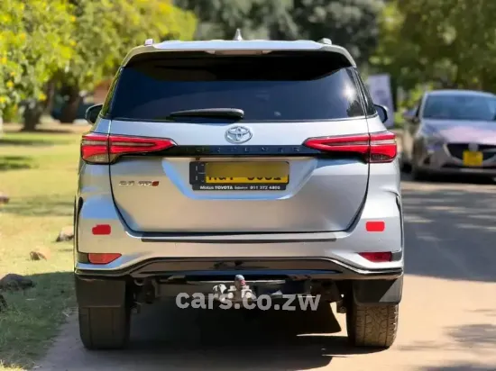 Picture of Toyota Fortuner 2024