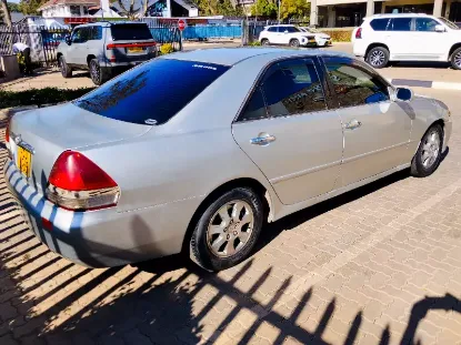 Picture of Toyota Mark 2 2009