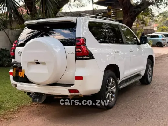 Picture of Toyota Prado 2020