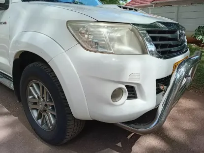 Picture of Toyota Hilux 2014