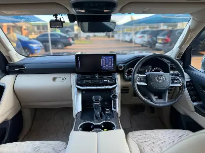 Picture of Toyota Land Cruiser 2023