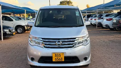 Picture of Nissan Serena 2015