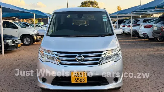 Picture of Nissan Serena 2015