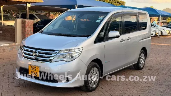 Picture of Nissan Serena 2015