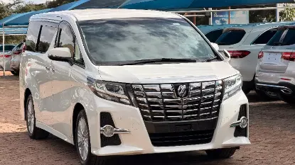 Picture of Toyota Alphard 2017