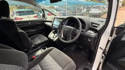 Picture of Toyota Alphard 2017