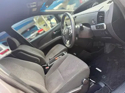 Picture of Toyota Estima 2016