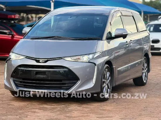 Picture of Toyota Estima 2016
