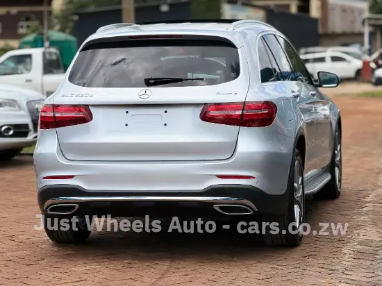 Picture of Mercedes Benz GLC 2017