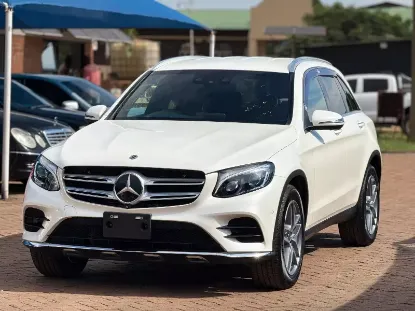 Picture of Mercedes Benz GLC 2017