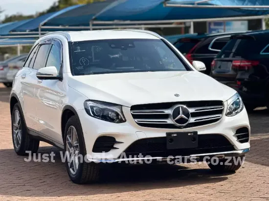 Picture of Mercedes Benz GLC 2017