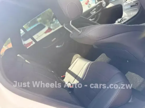 Picture of Mercedes Benz GLC 2017