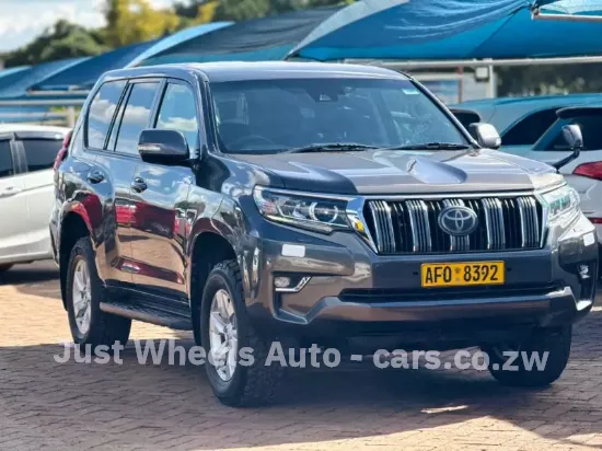 Picture of Toyota Land Cruiser 2017