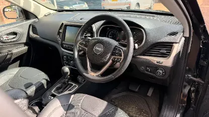 Picture of Jeep Cherokee 2015
