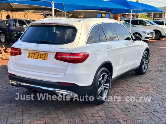 Picture of Mercedes Benz GLC 2016