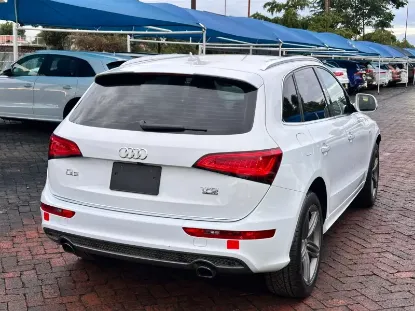 Picture of Audi Q5 2015
