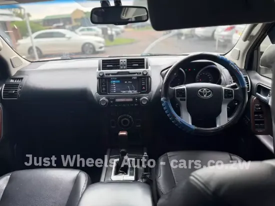 Picture of Toyota Prado 2014