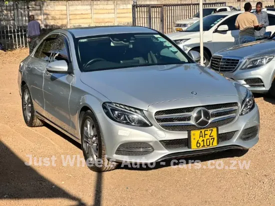 Picture of Mercedes Benz C-Class 2015