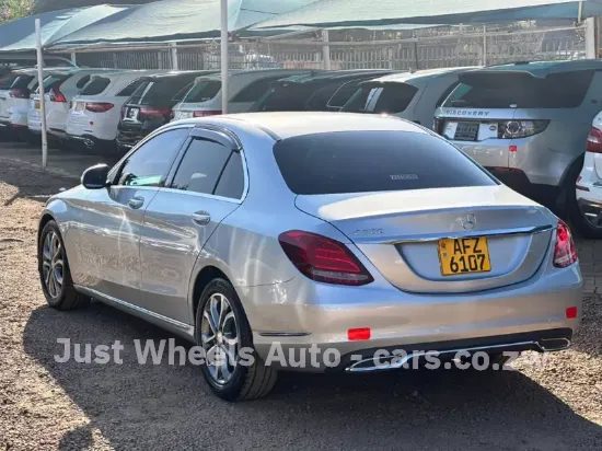 Picture of Mercedes Benz C-Class 2015