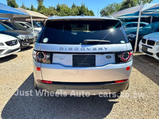 Picture of Land Rover Discovery 2015