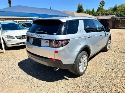 Picture of Land Rover Discovery 2015