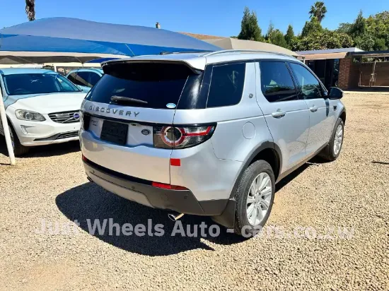 Picture of Land Rover Discovery 2015